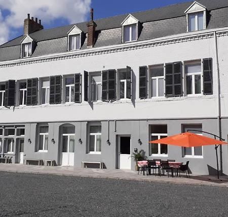Les Suites Fenelon Le Cateau-Cambresis Bagian luar foto