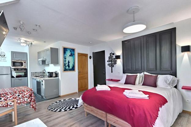 Les Suites Fenelon Le Cateau-Cambresis Bagian luar foto