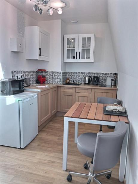 Les Suites Fenelon Le Cateau-Cambresis Bagian luar foto